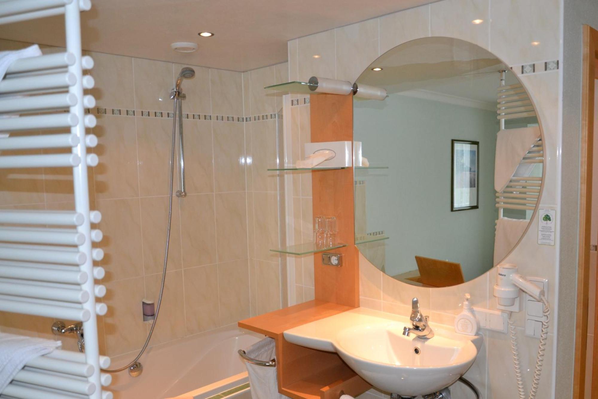 Hotel Alpina Nature-Wellness Wenns Kültér fotó
