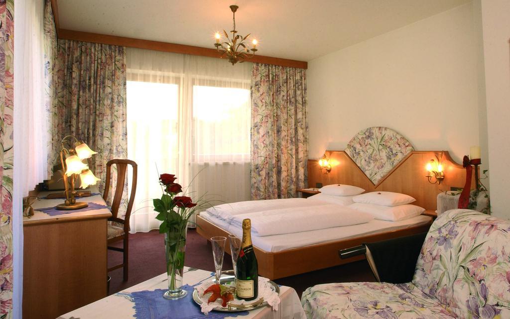 Hotel Alpina Nature-Wellness Wenns Kültér fotó